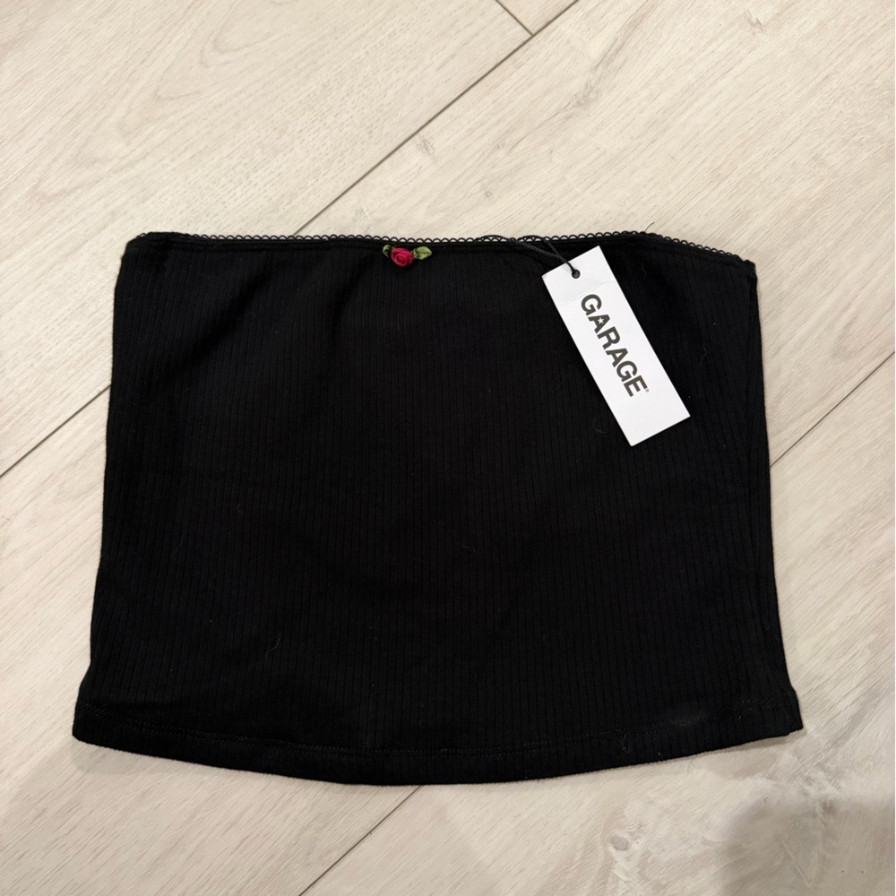 Garage Black Top